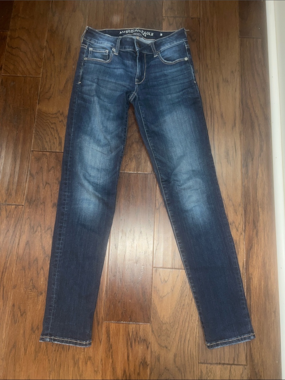 American Eagle Outfitters Medium Wash Skinny Jeans